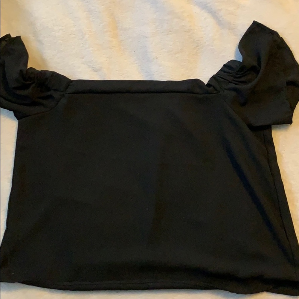 Women’s Charlotte Russe off the shoulder blouse
